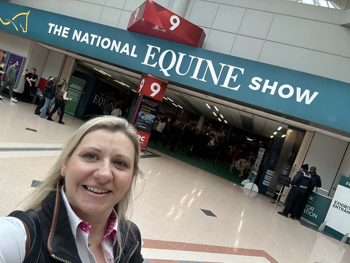 equine_advisor's tweet photo. Back at The National Equine Show for day 2 and it’s busy already! 

Call by and say hello or have a sit on one of these lush saddles. 

0️⃣7️⃣7️⃣2️⃣4️⃣ 7️⃣5️⃣8️⃣8️⃣2️⃣1️⃣ https://t.co/pJjjvtJ6o6
