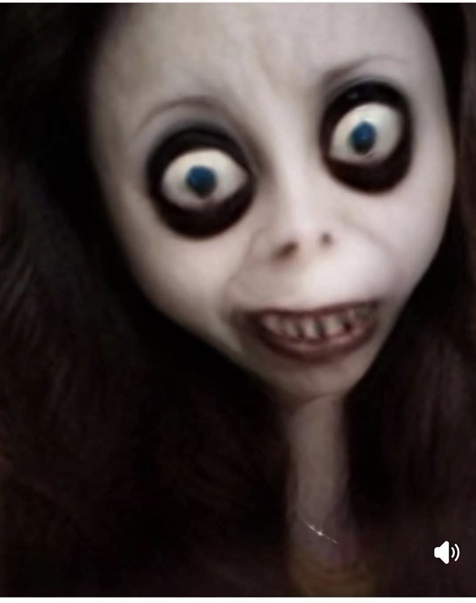 Y por qué ese silencio?
Es o no es?
Supuestamente no aparece en la CSJ como abogada

Podría ser que al buscarla con ese nombre no sea el de pila.
Alguien sabe el verdadero nombre de la LORETA Araña?