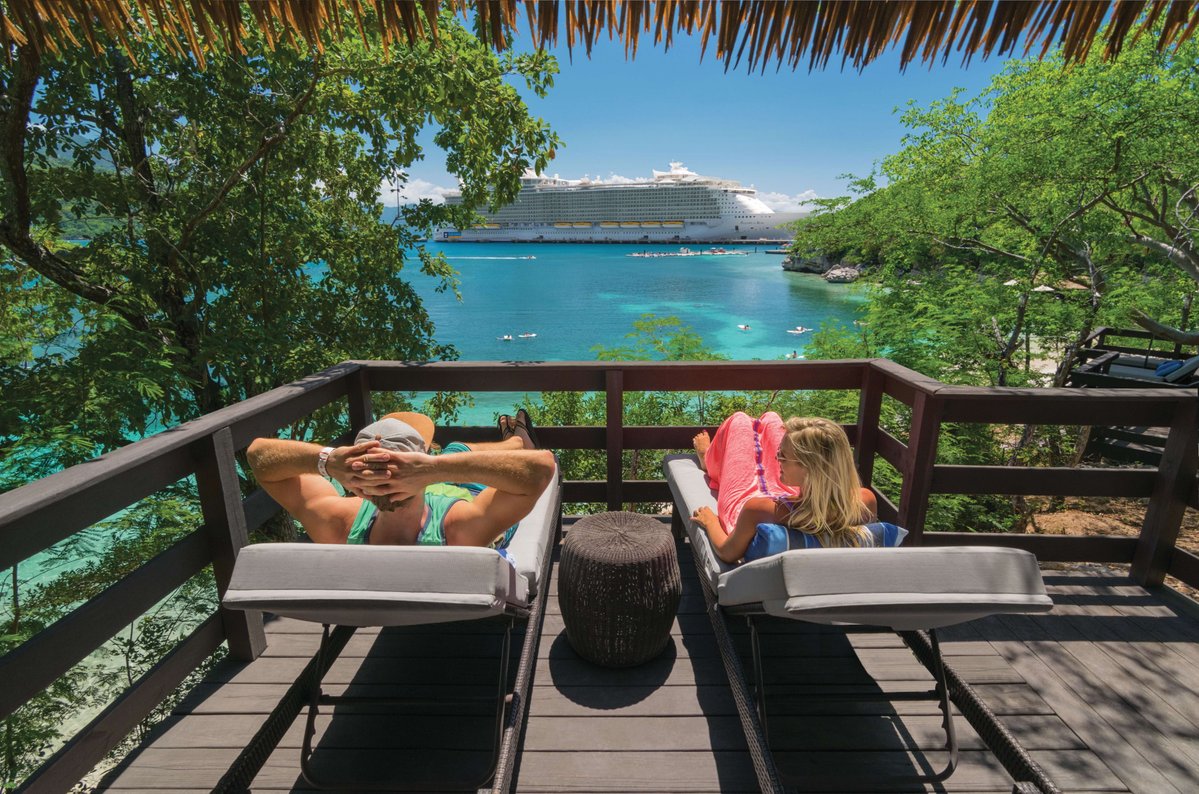 AouraTravel's tweet image. Let the tranquil waves and breathtaking mountains of Labadee take you on an unforgettable journey! 🏝️🌊 Whether you're seeking relaxation or adventure, this Royal Caribbean private destination is truly paradise. ✨ #RoyalCaribbean #CaribbeanParadise

#ExploreTogether