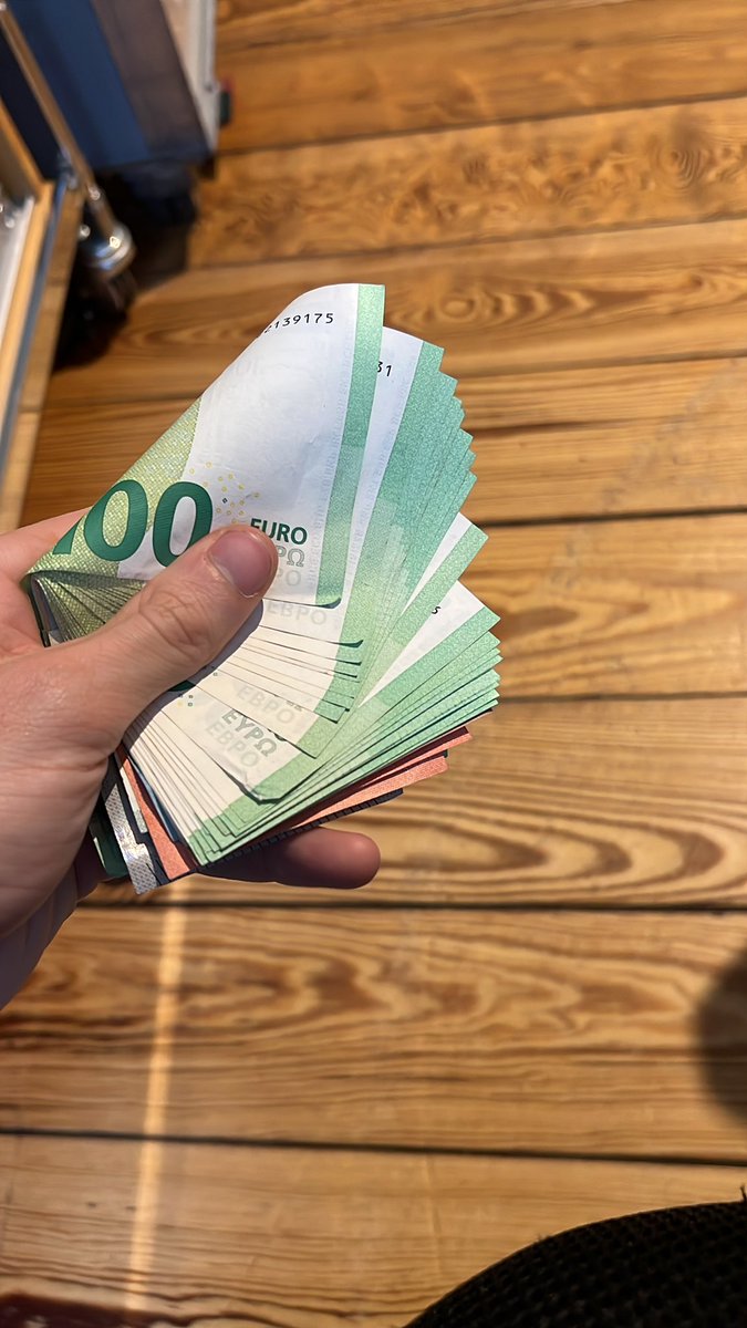 Cashmaster Dean tweet media