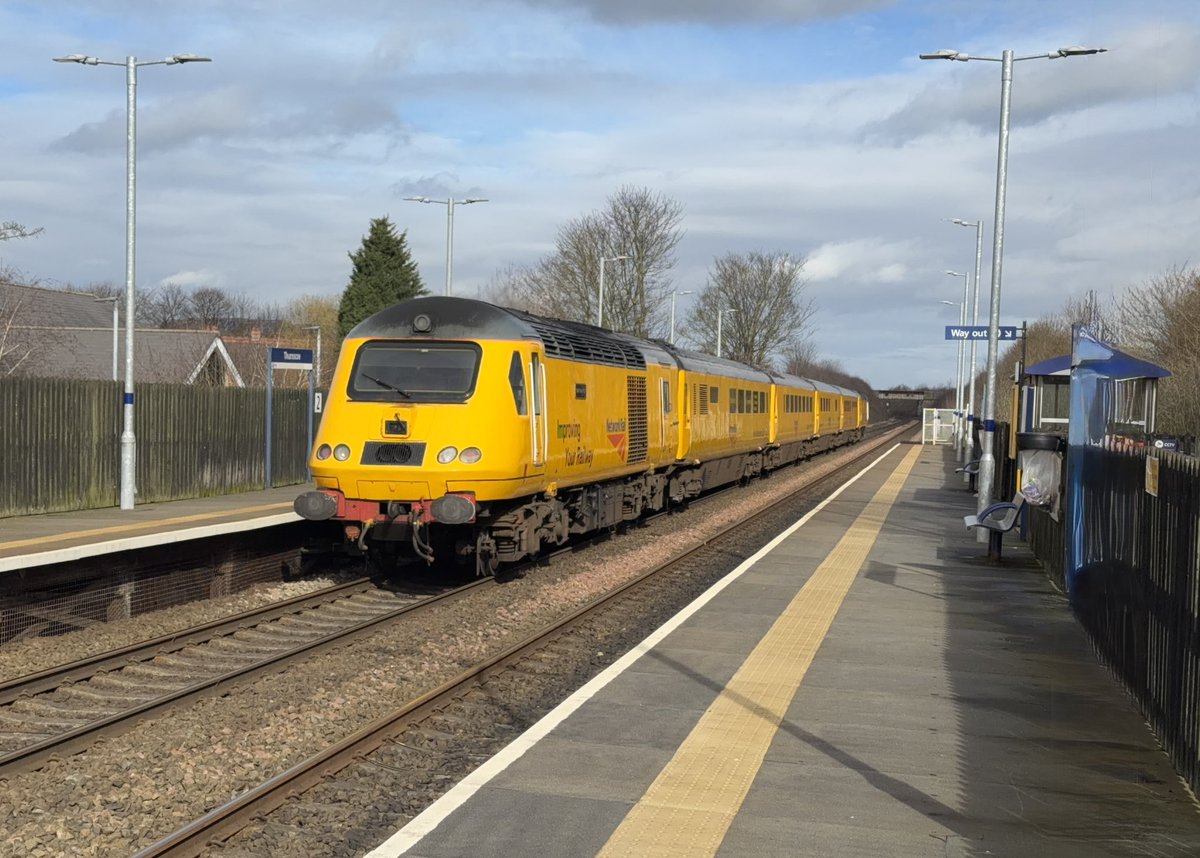 68thrash tweet media