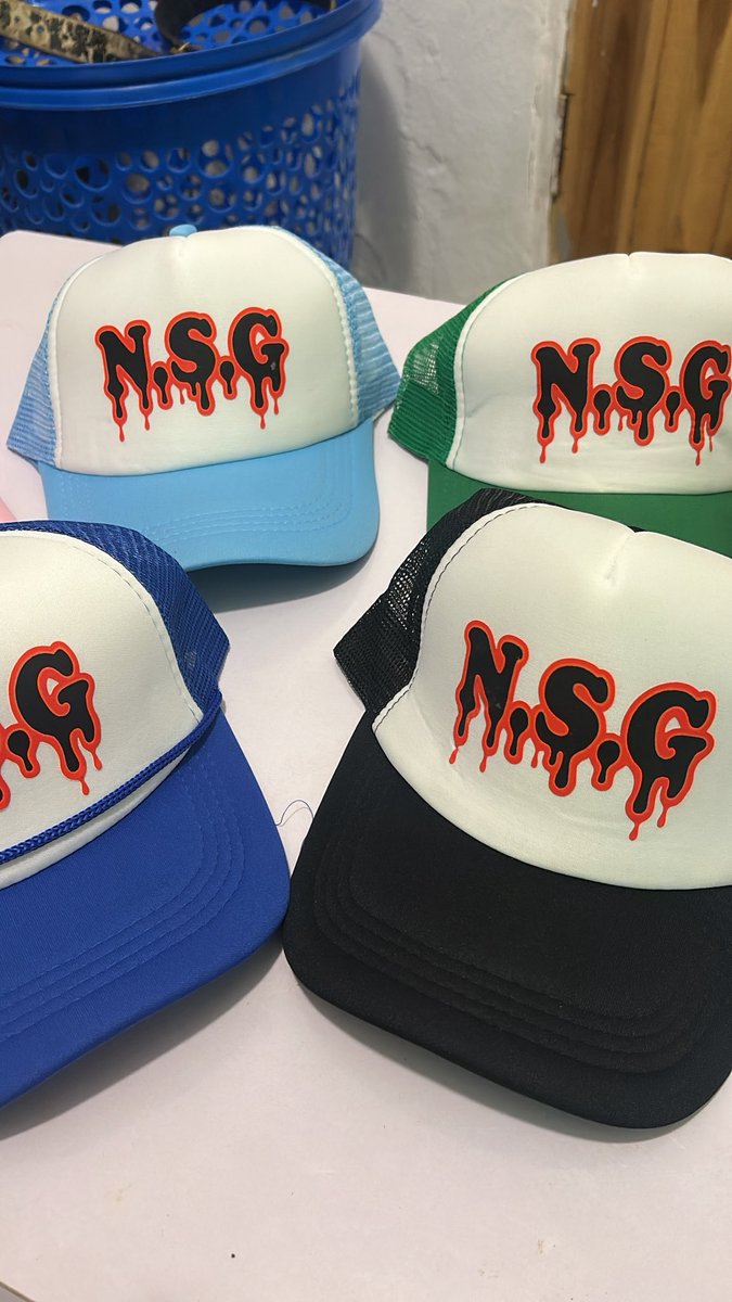 NsGluxe's tweet photo. Cap game cold but my drip colder ⛷️👾 https://t.co/atBulC07Qe
