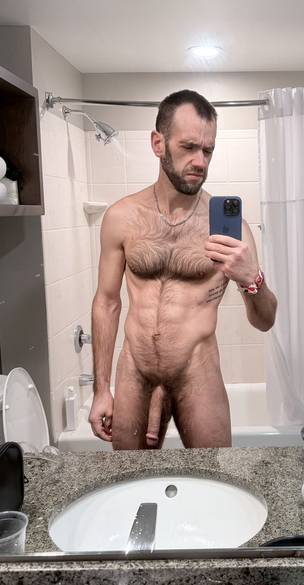 hardwarehank tweet media