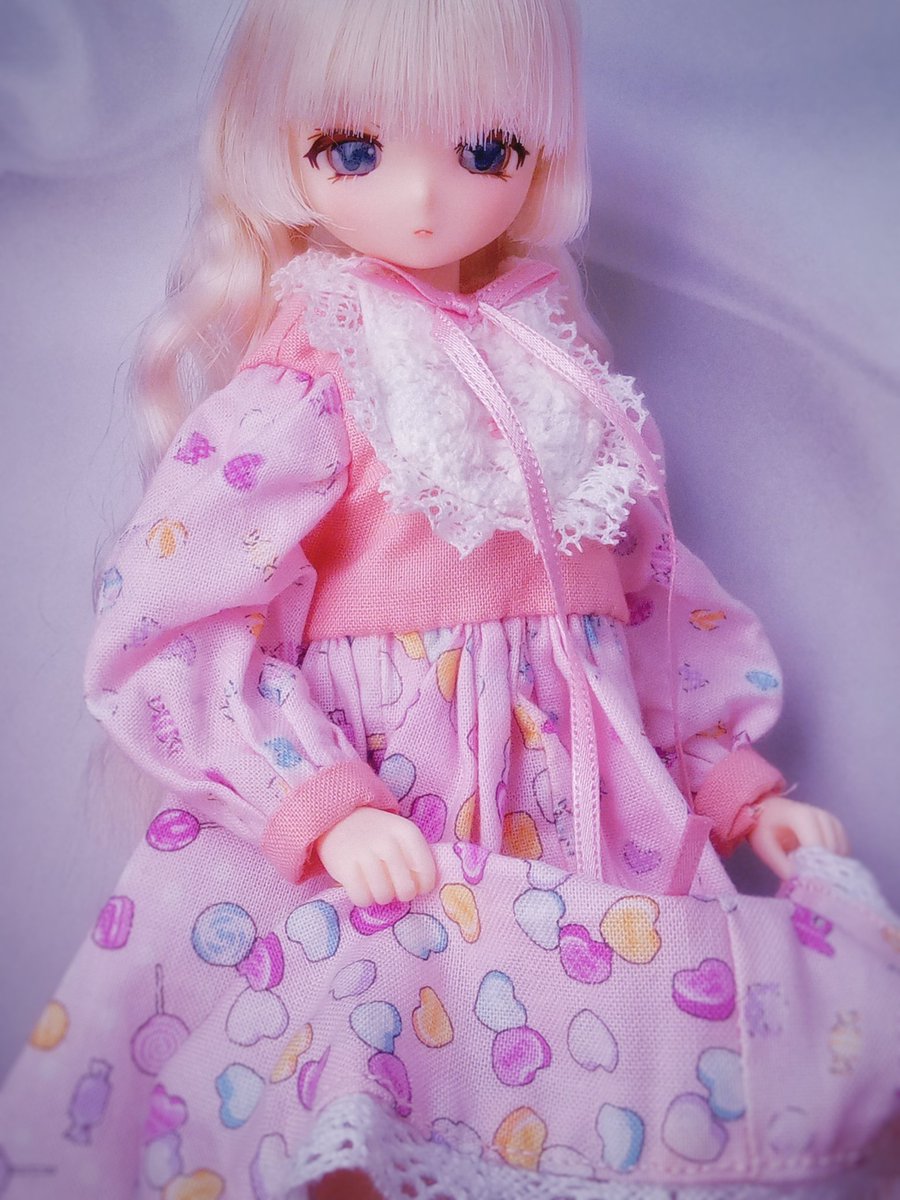 264a2e's tweet photo. #2月を画像4枚で振り返る
#尾櫃制服計画
猫の日があったのでやや猫成分多め。 https://t.co/jyNWrrEWze