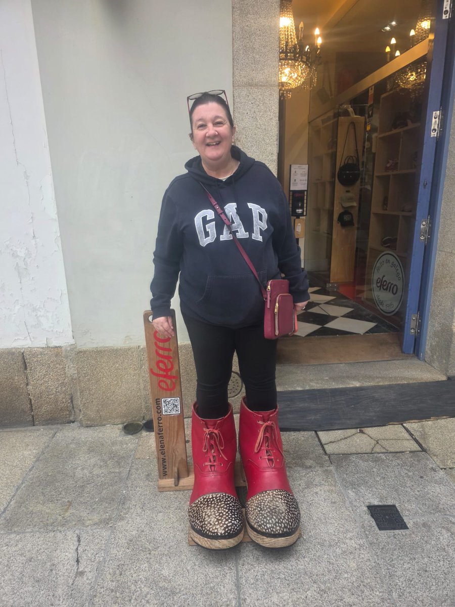 Kay Ellis tweet media