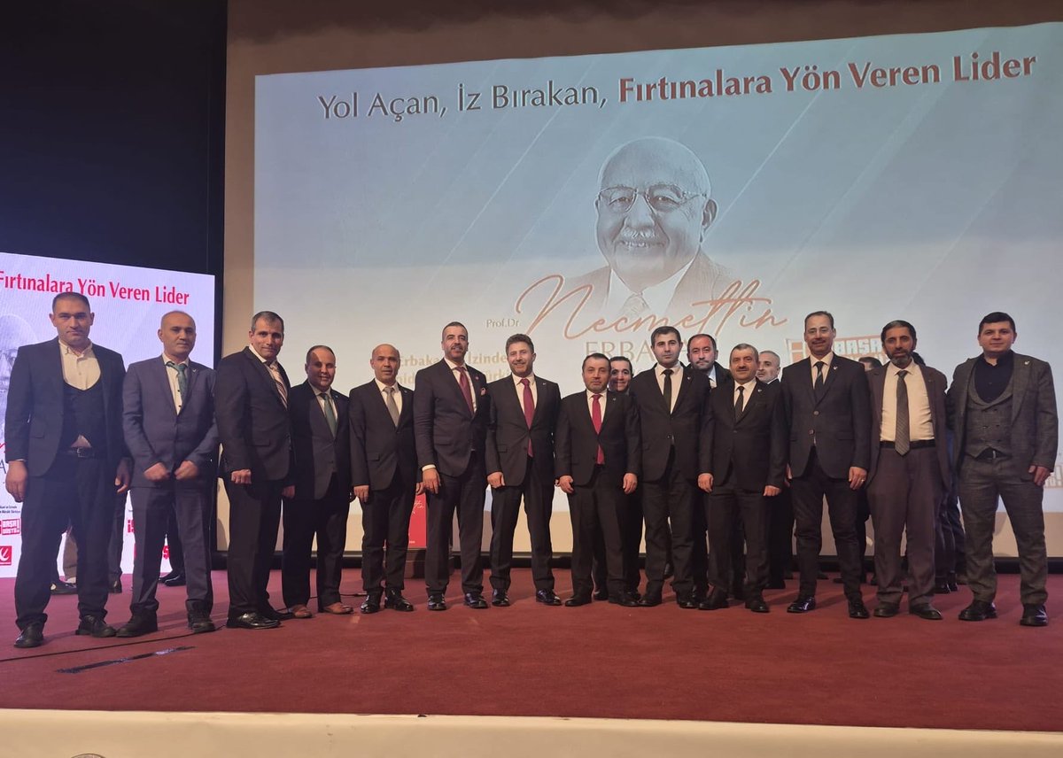 refahkagithane's tweet photo. 28 Şubat vesilesiyle merhum Prof. Dr. Necmettin Erbakan Hocamızı anma iftarında dava arkadaşlarımızla bir araya geldik. Milli Görüş’ün mirasına sahip çıkma kararlılığımızı yineledik. Katılan herkese teşekkür ederiz. @erbakanfatih @nuriozatatr @rprefahpartisi https://t.co/PQSHpUs1HM