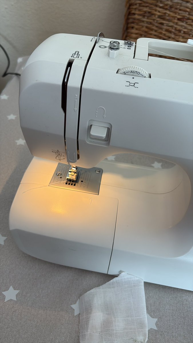 benvinguts al taller de costura del sr. Baena