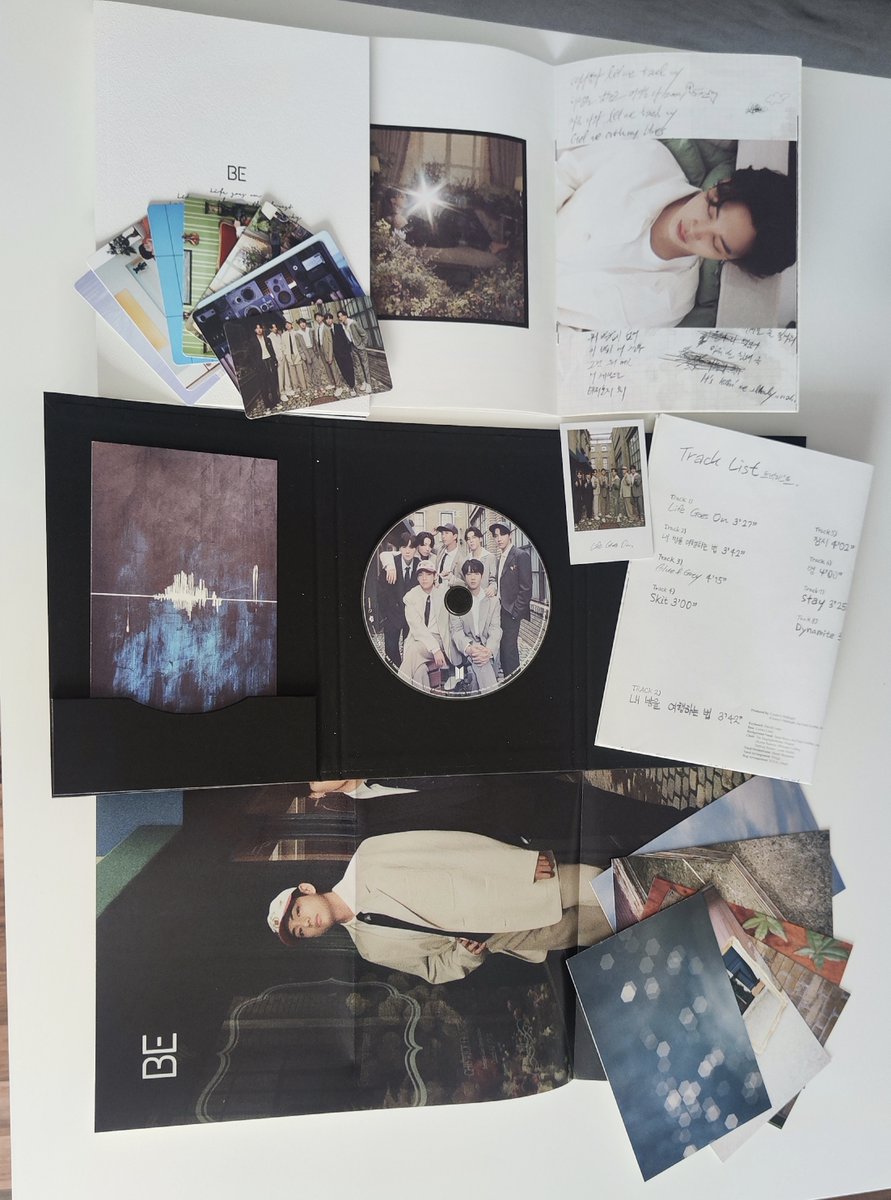 613_army2013's tweet photo. ❗️❗️❗️ Liebe #ARMY 'S 🫰 ich möchte gerne meine #BTS 💜Sammlung aufgeben, bei Interesse einfach eine dm schreiben oder mich auf #EbayKleinanzeigen 🛒

🔗https://t.co/Ndi4eq4dNu kontaktieren.

#ebaySeller #Germany 🇩🇪 https://t.co/w12aiSnI6r