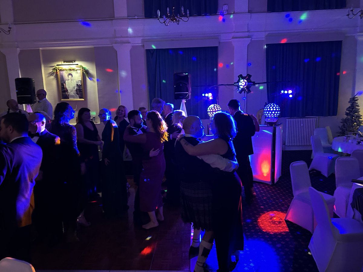 contactdiscos's tweet photo. https://t.co/CfVudWcICF 

For all occasions including weddings, anniversaries, birthdays,  karaoke, northern soul nights, neon lit parties, charity nights, retirement parties and so many more events. https://t.co/GfLXZRxKo6