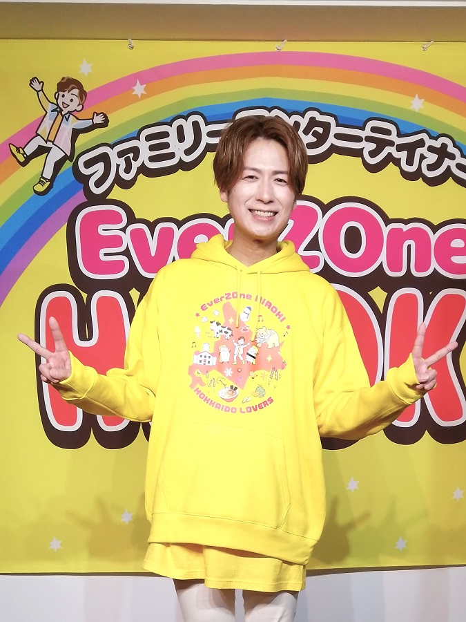 OnDoKo's tweet image. 【イベント終了】
「#EverZOne #HIROKI インストアライブ」イベント終了しました。。

参加された皆さんと一体になってのライブ、立って踊ってタオルを回して…大盛り上がりの楽しいライブでした😃この場所では最初で最後のイベント、開催出来て良かったです。ありがとうございました。