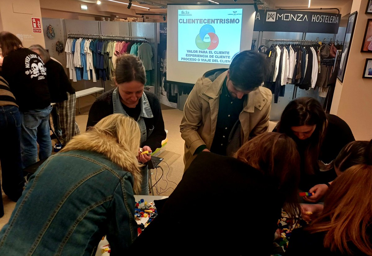 Kike Riesgo tweet media