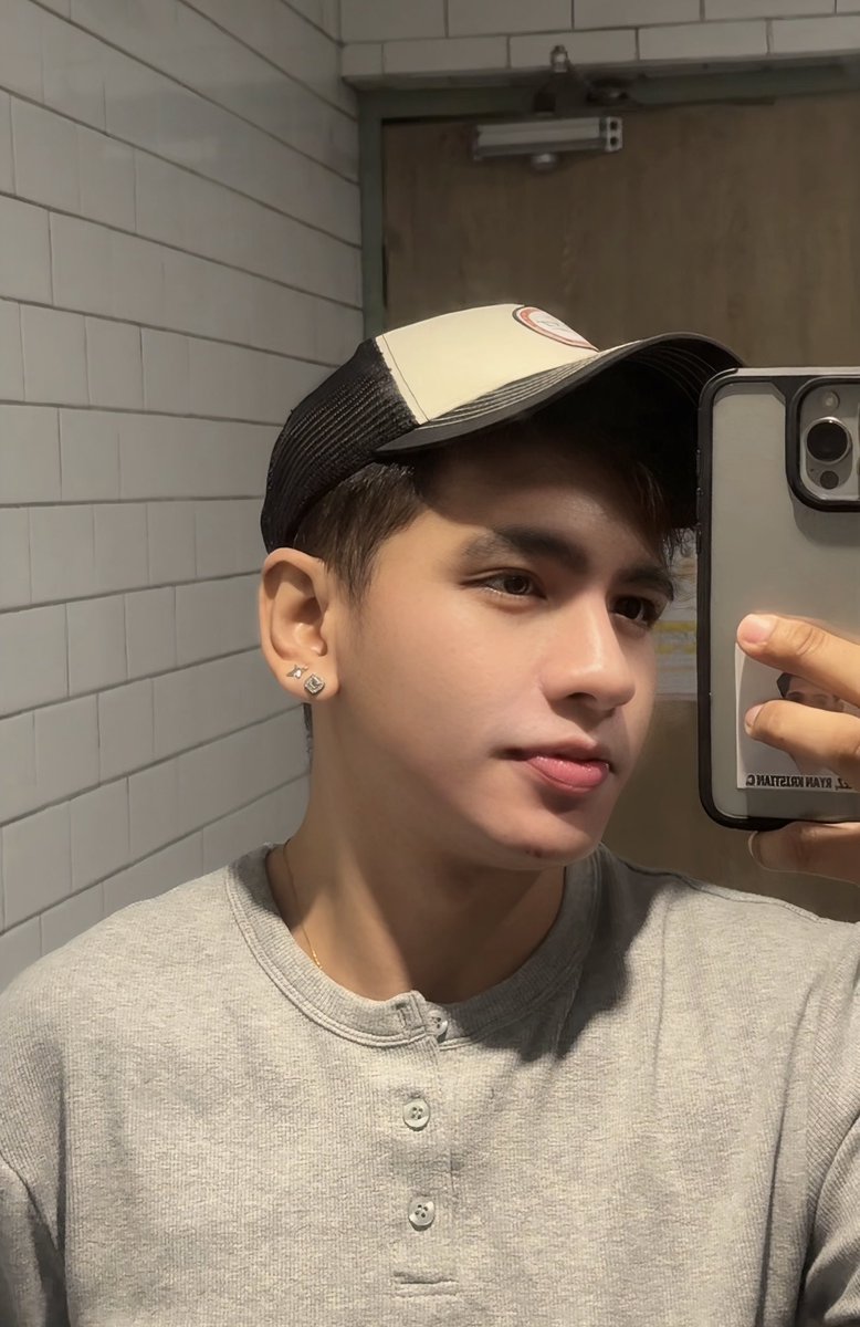 Yann.👅 tweet media