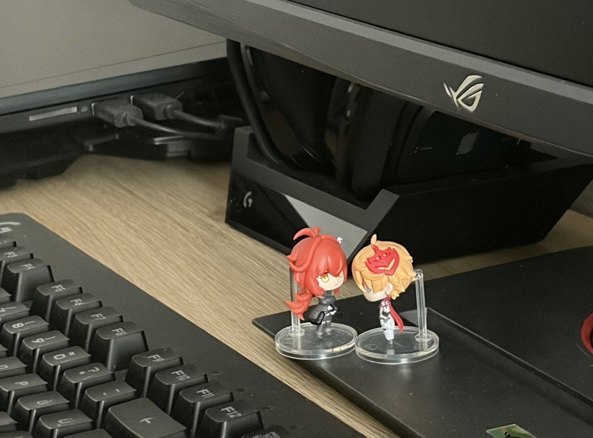 woke up and chiluc was about to kiss