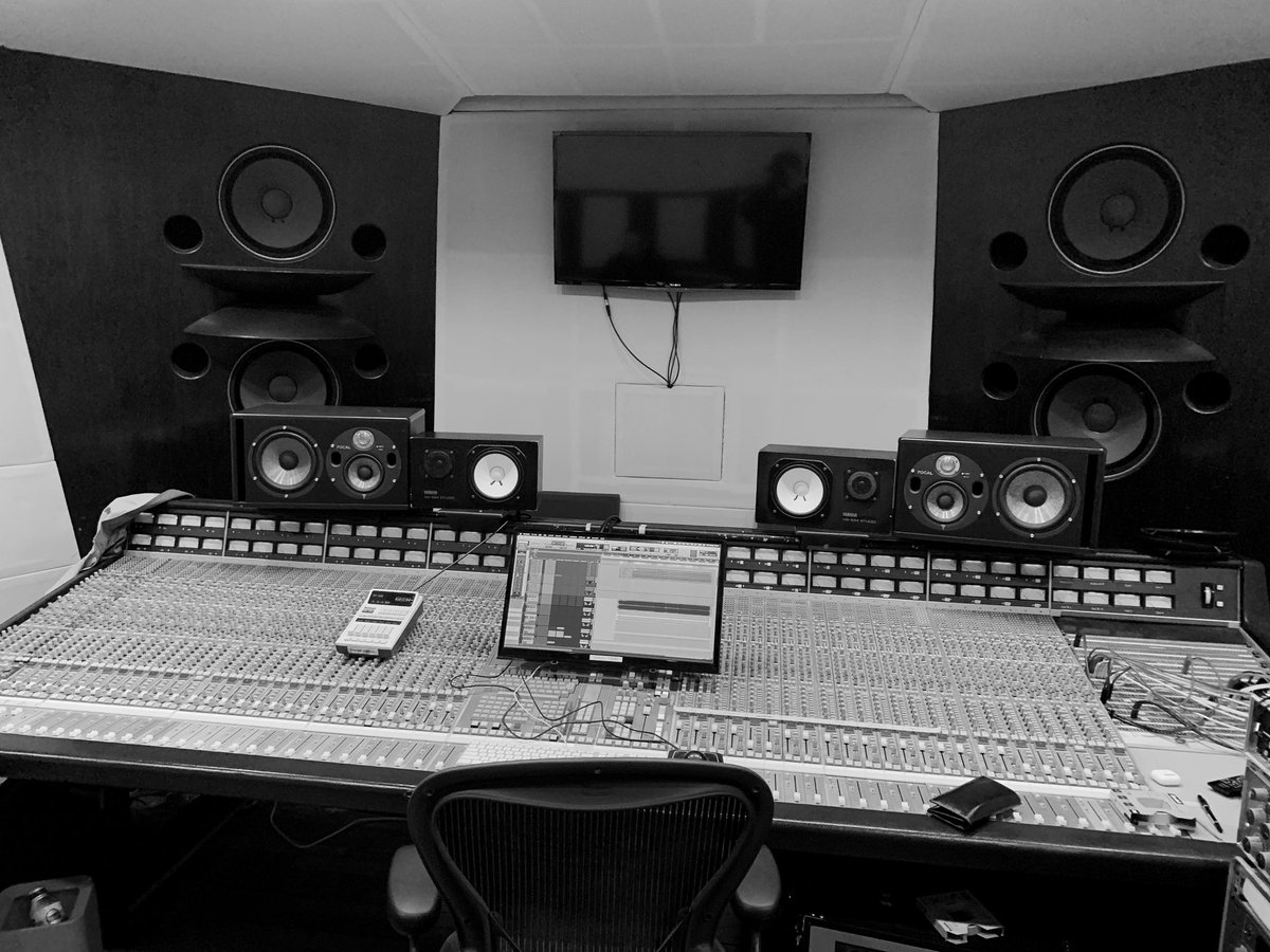 Tokyo Shoegazer / 東京酒吐座 tweet media