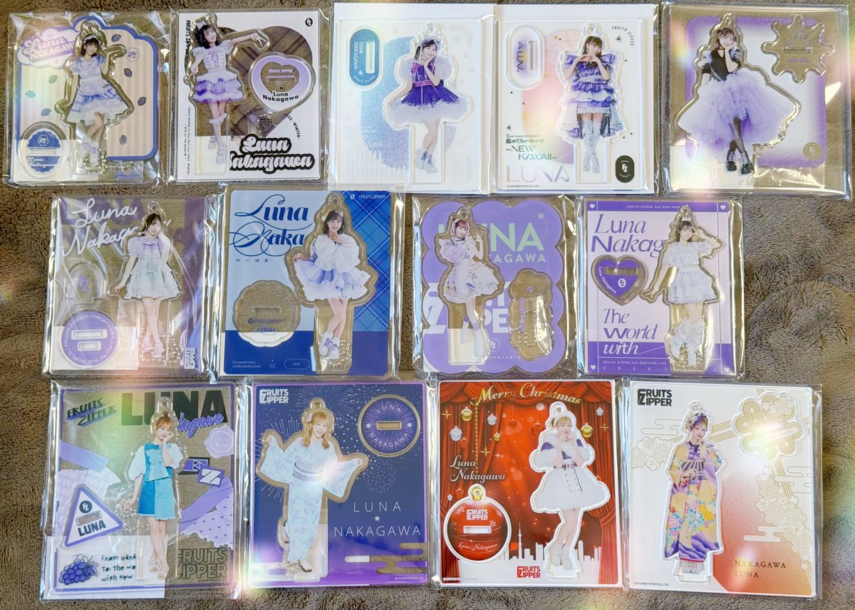 瑠夏たんの未所持アクスタ沢山届いた～💜 大量に飾れる最強ケース教え