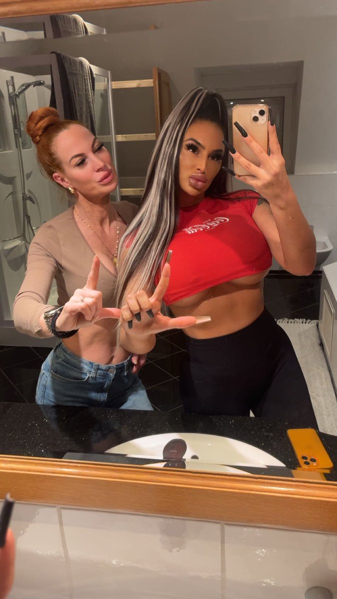 Goddess Marina tweet media