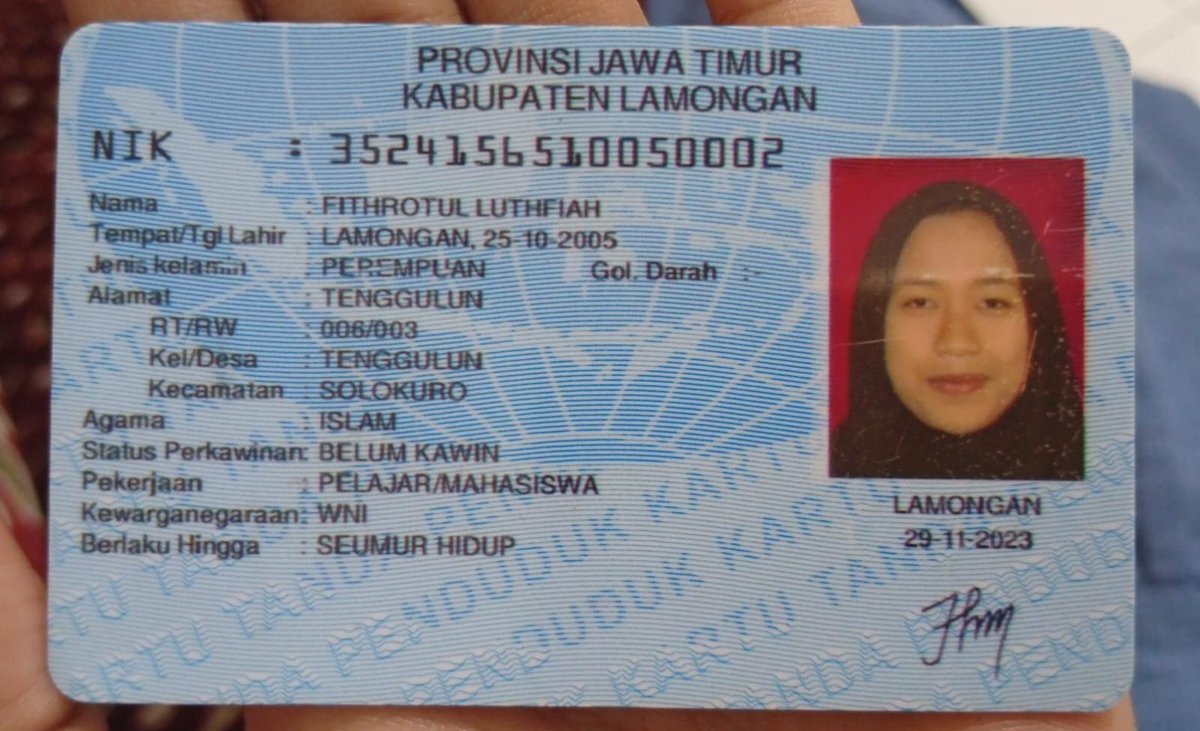 angel jolie tweet media