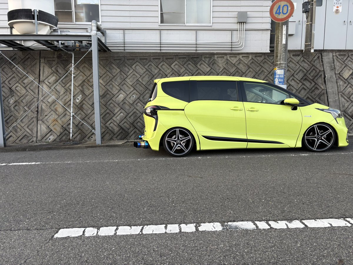 FaG5hq's tweet photo. そういえば左右にマフラー生えました

またプチバズしといて下さい https://t.co/mFwpaZzwH7