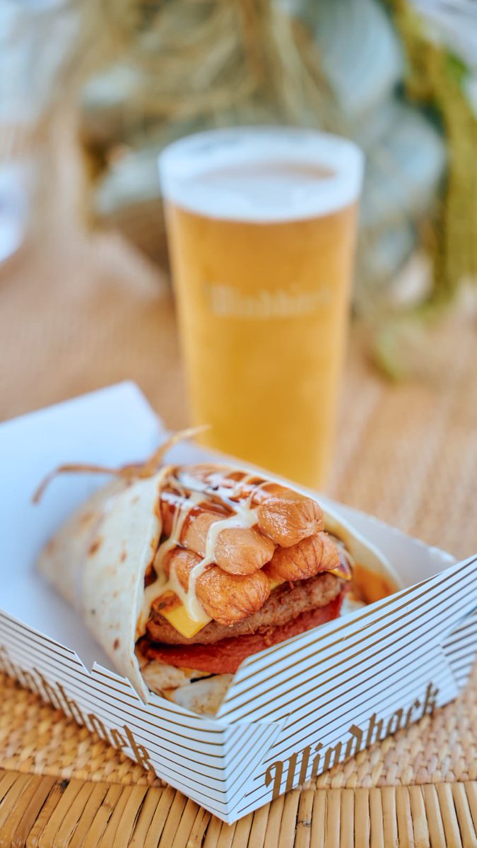 If you’re from Tembisa you know how hard the food at Chaf Pozi slap 🤌🏾 <a href="/WindhoekBeer_SA/">Windhoek Beer SA</a> didn’t disappoint with the food and drinks 🙌🏾

#WindhoekBeerSA 
#RealBeerRealFood 
#100Real 
#TheRealFoodMarket