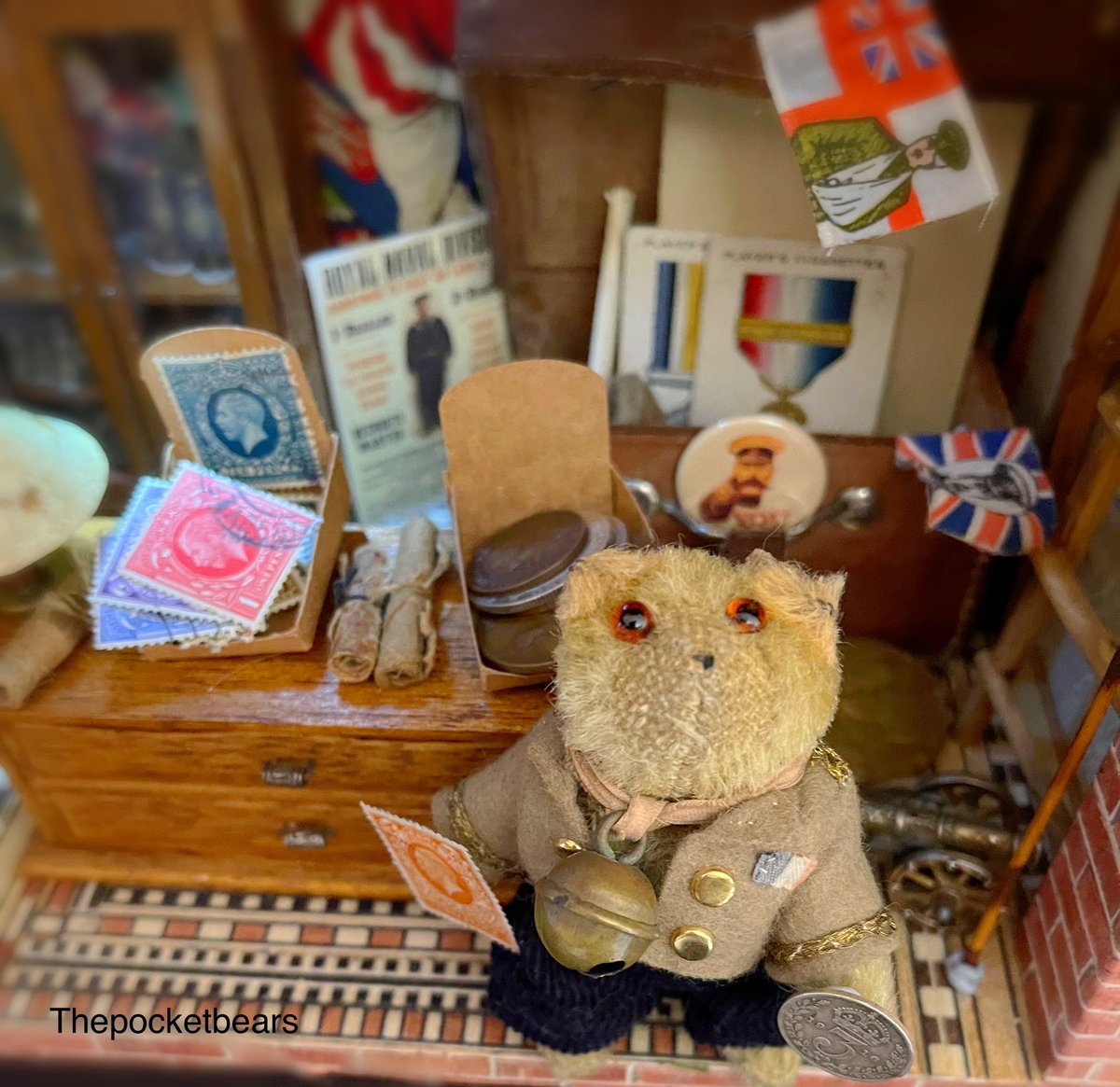thepocketbears's tweet image. It’s a busy Sunday here at Parnaby Antiques, but #ww1 Edward wants to take time to show you a solid silver coin. It is the smallest coin to ever be made by the #RoyalMint This coin is exactly as old as #ww1 Edward - 110 years!❤️🐻🐈‍⬛