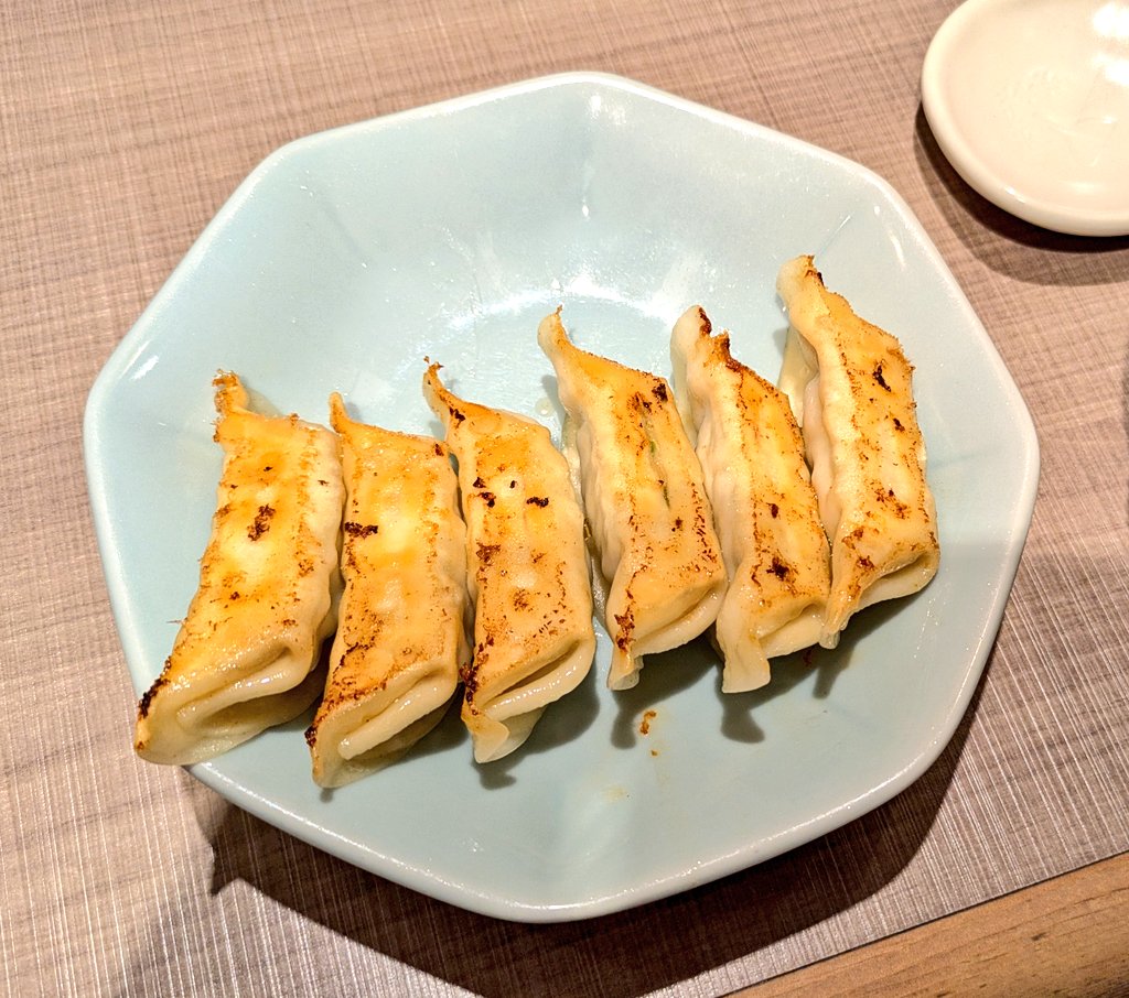 よし、自分のご機嫌とり完了✨️
ごはん美味しいと幸せー！引き続き応援あるのみ👍️