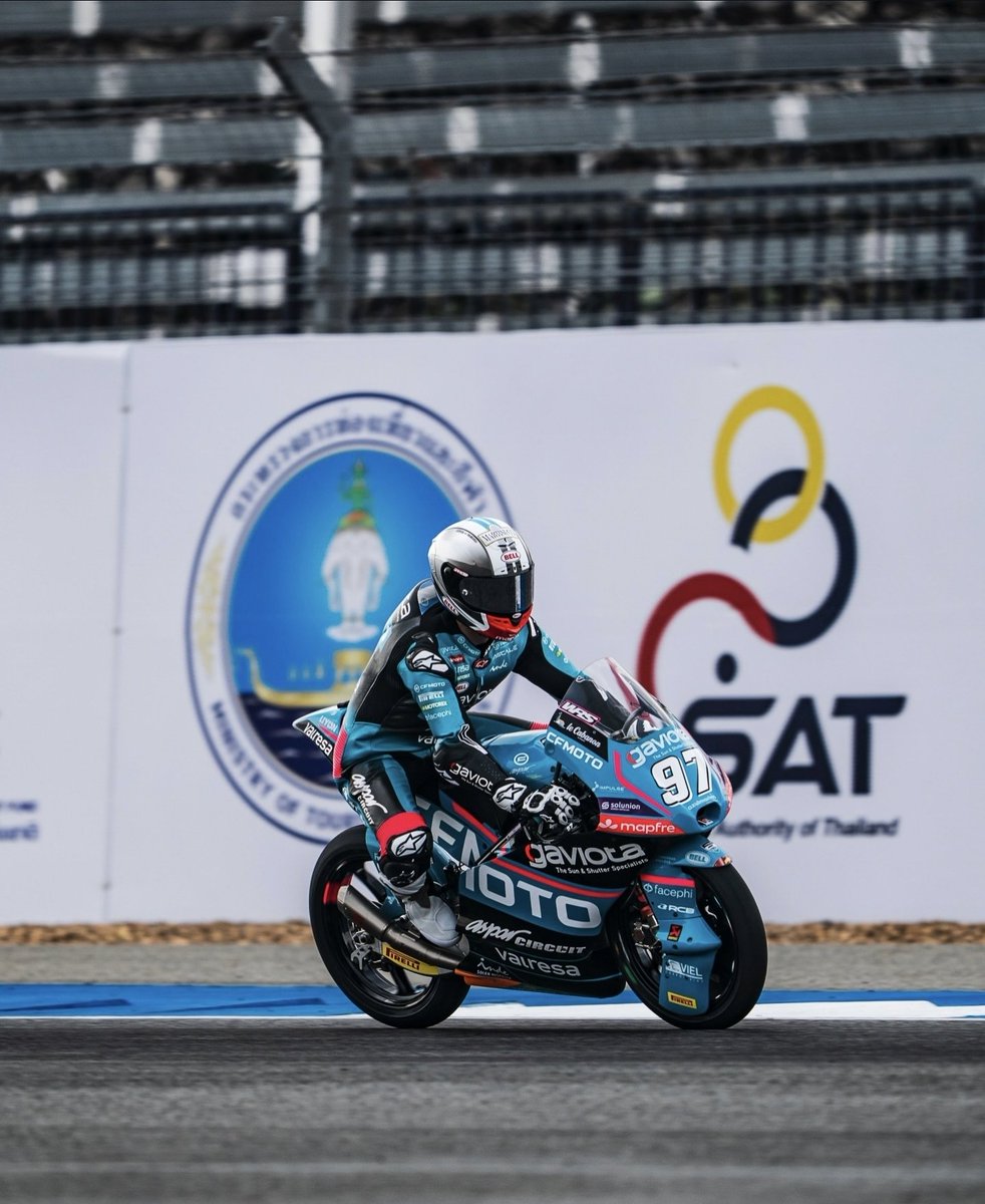 Agustin_10Cabj's tweet photo. Paso el #ThaiGP muy buen domingo para los latinoamericanos en #Moto3 P3 para #ValentinPerrone P8 para #MarcoMorelli , en #Moto2 susto con #DavidAlonso por suerte nada grave y en #MotoGP puntos para #DiogoMoreira P13 @MartinUrruty @robertinopietri @MoreaGustavo próxima #GoianiaGP https://t.co/A3uimXcewp