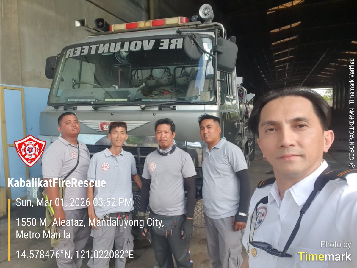 KabalikatR's tweet photo. BFP Mandaluyong and its Affiliate Fire Volunteer Brigades united in launching the Fire Prevention Campaign Kick-Off, promoting safety, awareness, and community preparednepqss.
#SapagiwassaSunoghindikaNagiiisa
#KabalikatFireRescue 
#WeareFederation https://t.co/VzjRiVM6Lk