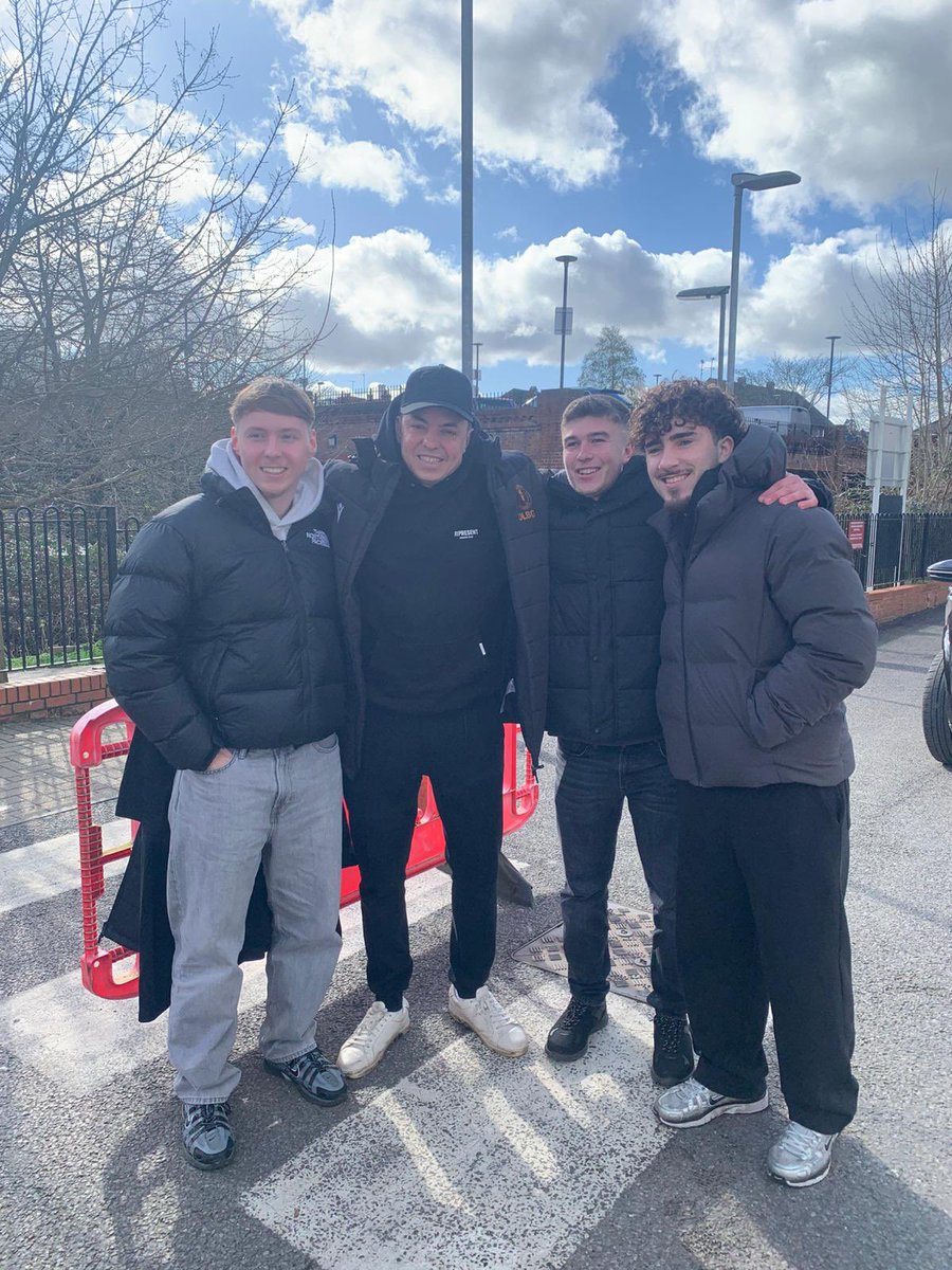 james_bishop31's tweet photo. Great day at @DorkingWDRS yesterday, made the trip from Worcester.

Food and beer was class and made to feel very welcome by everyone there also when we walked in there was someone who offered to take us round the stadium and show us where everything was.

Top club https://t.co/YyxRXDJ0PF