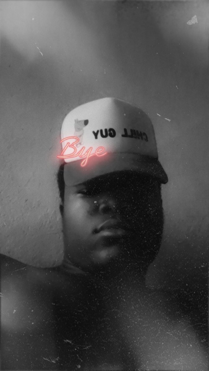 PRINCEOFSMC's tweet photo. My name is DESMOND (DUNE)🙎
I'm a boy trader🪐📊
I'm chocolate skinned🙎
I'm a Nigerian 🇳🇬and Igbo 👾
I'm a Christian 🖤
I'm 6'11✨
I'm an Introvert 🌚
I believe in growth💪✈️
Basketballer in view🩶🤍
Political Scientist 🛟
I Love Football ⚽🏟️ https://t.co/CWdlc5E6Fz