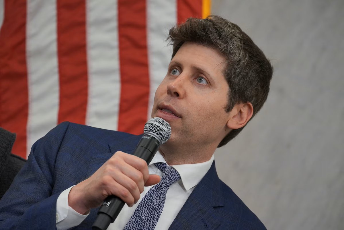 donanimhaber's tweet image. ChatGPT Pentagon’a teslim oldu; kullanıcılar aboneliklerini iptal etmeye başladı‼️

🔴 OpenAI patronu Sam Altman’ın Trump hükümeti ile askeri yapay zekâ teknolojileri geliştirme konusunda anlaşması sektörde büyük bir tartışmanın fitilini ateşledi.

🔴 Altman, OpenAI modellerinin