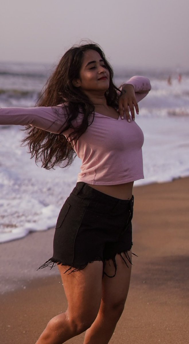 Telugu Kannada Hot 💦 tweet media