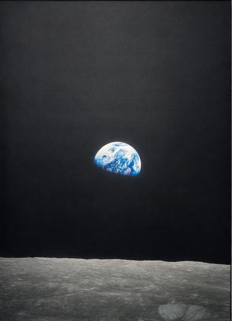 1968年「アポロ8号」が撮影した「地球の出」 人類が初めて月から地球を