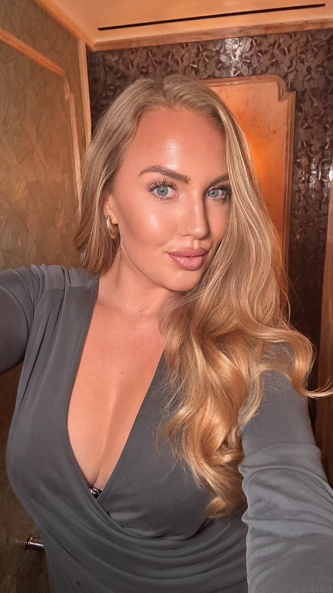 SpoilRichRuby_'s tweet photo. Wirst du ein guter Junge für die Göttin sein?😈🔥 https://t.co/PIgZkKfYm4