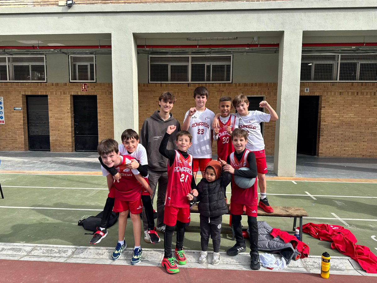 C.D. Romareda tweet media