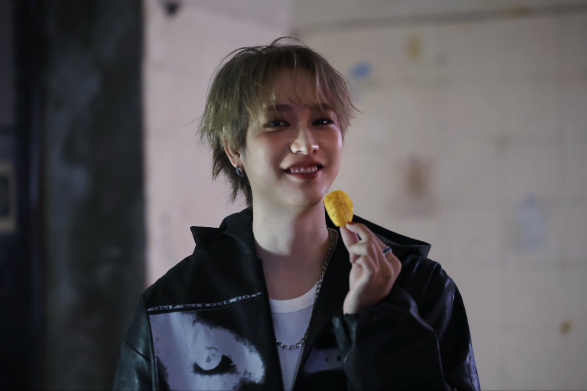 QQQ (@qqq_project) on Twitter photo 