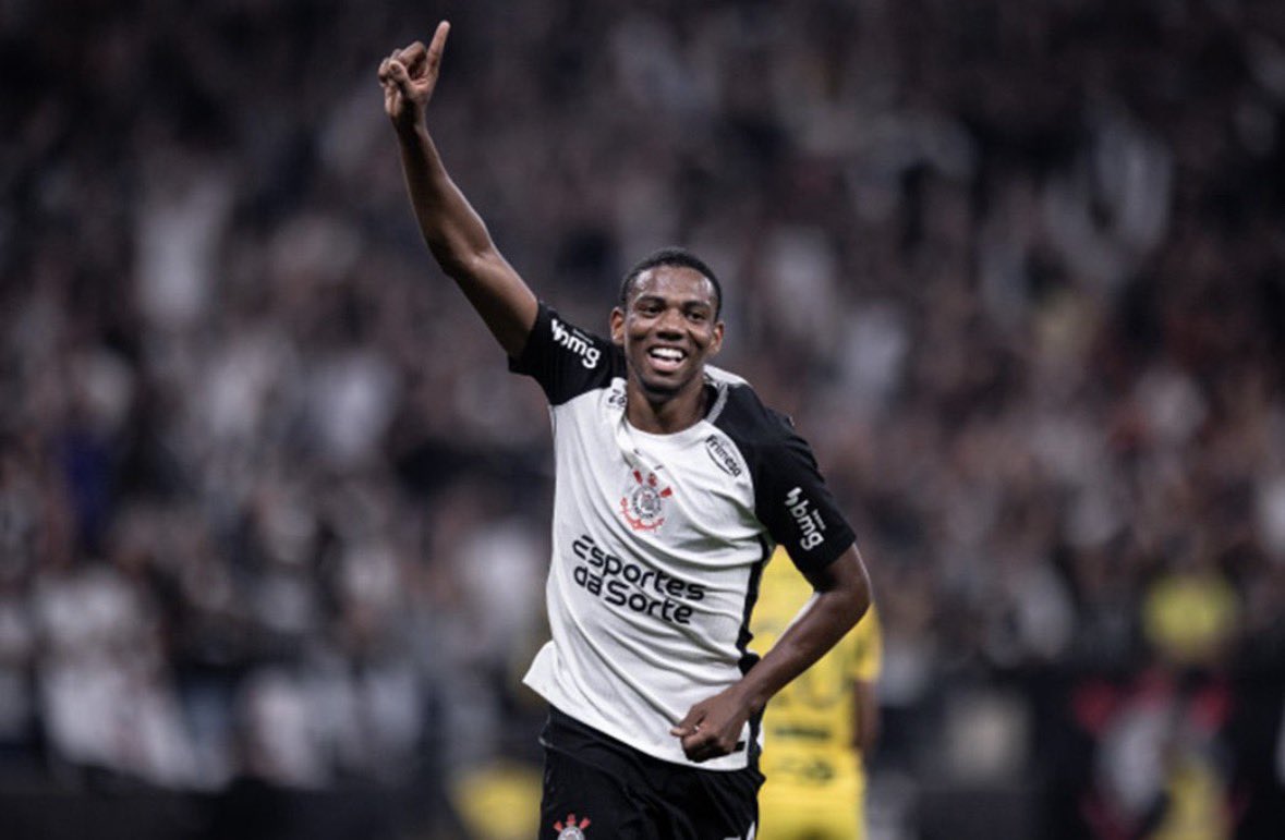 𝓓𝓪𝓿𝓮 tweet media