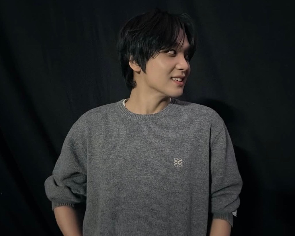 Base umum bisa follow @cornerfess tweet media