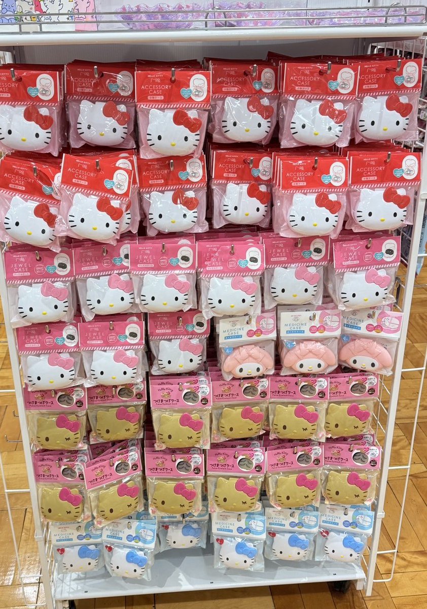 หิ้วด่วนค่า 59 บาท 2 ชิ้น 100 ค่าส่ง 30 จัดส่ง4/3ค่าา #sanrio