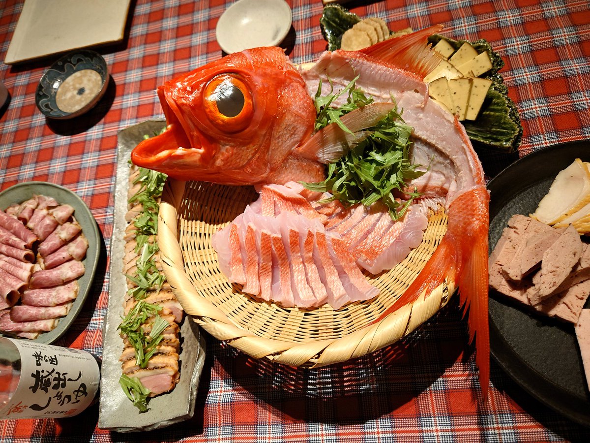 魚ウサ王 tweet media