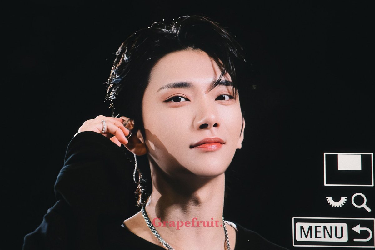 𝐆𝐫𝐚𝐩𝐞𝐟𝐫𝐮𝐢𝐭. tweet media