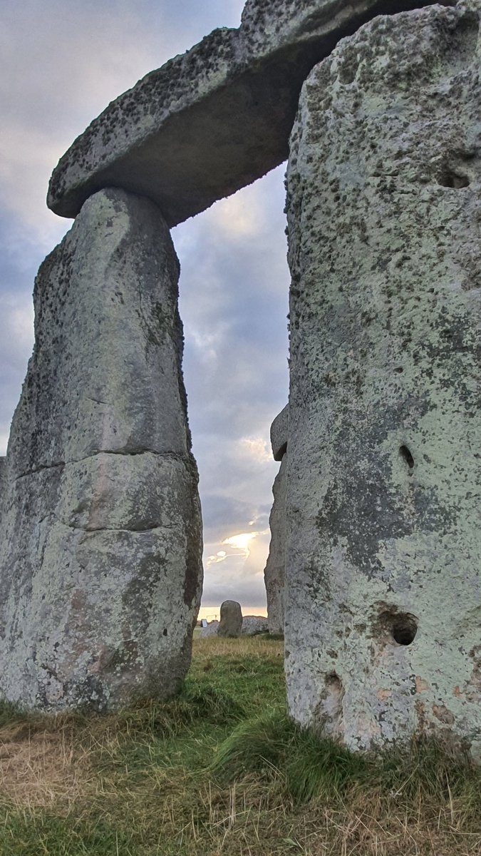 Stonehenge U.K tweet media