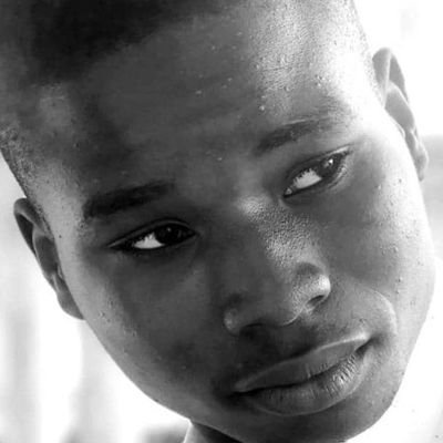 oluwaDanielmii's tweet photo. The Face                                               The Club https://t.co/LXfRluPCW9