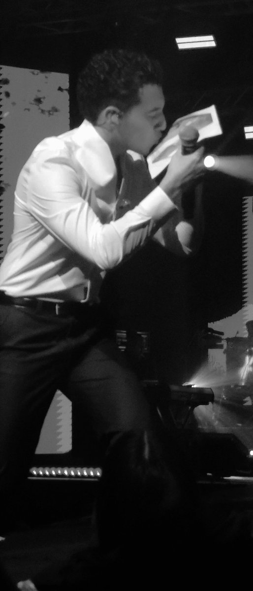 Alejandro tweet media