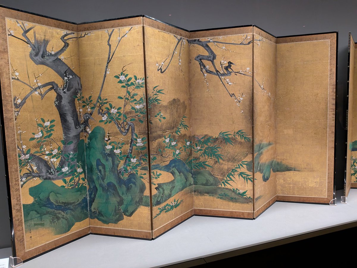 myamanari's tweet photo. 大阪市立美術館　特別展「妙心寺 禅の継承」は狩野派の屏風が目玉。狩野山楽「龍虎図屏風」、撮影禁止で通常非公開の狩野山楽・山雪による天球院の襖絵が凄かった。https://t.co/Fqfo4KVmfI https://t.co/eVKfZdmTCq