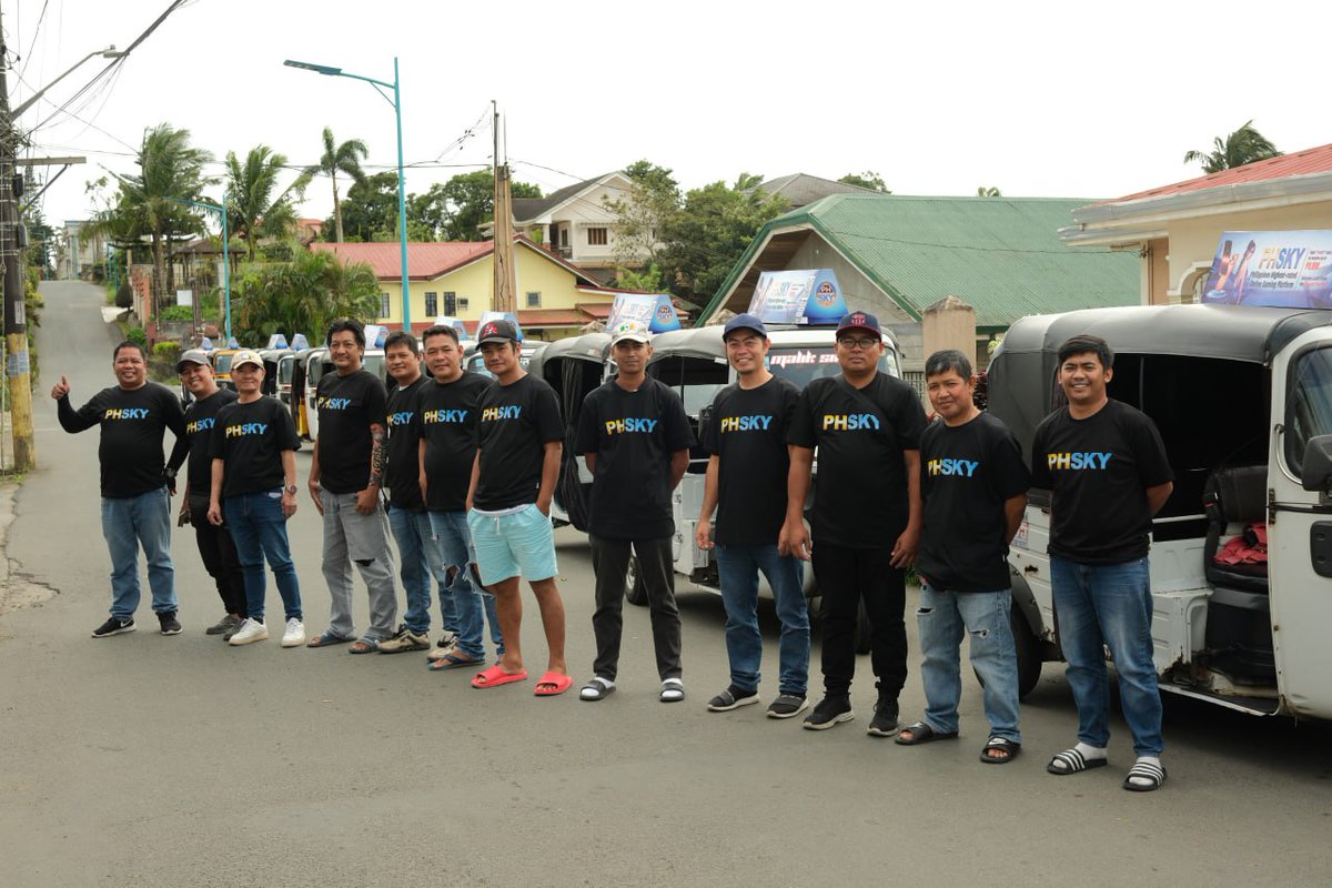 PHSKY_official's tweet image. 🚘💡 40 Tuktuks. One Community. Brighter Opportunities. 💙✨

PHSKY proudly gave FREE lighted signages to 40 hardworking tuktuk drivers to boost their visibility and income on the road.

Supporting local. Uplifting communities. 🙏💙

#PHSKY #phskygiveshope #CommunityImpact