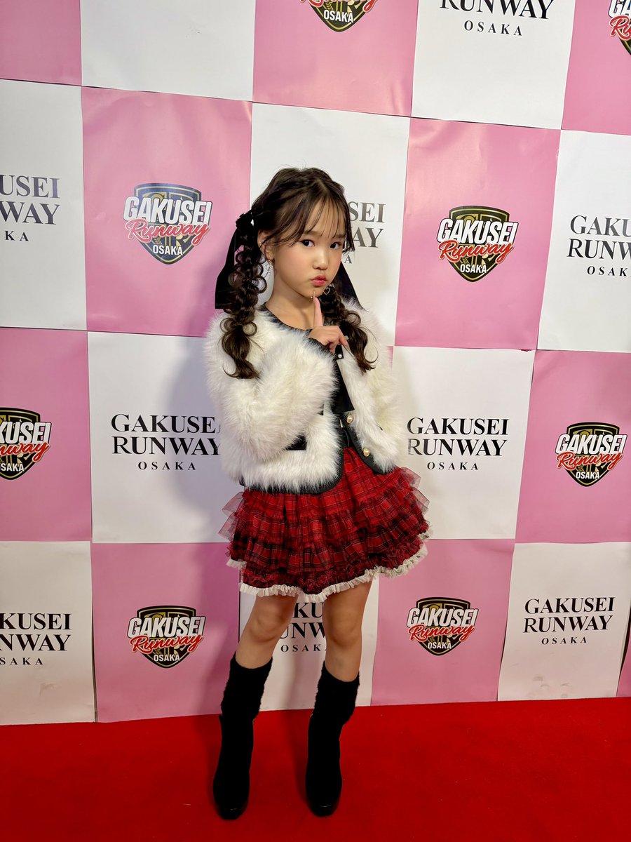 【18:00〜SNS審査スタート✨】

KANSAI COLLECTION 2026 S/S
出演目指してポイントGET✊🏻❤️‍🔥✨️

2025 S レジェンド部門
最年少＊すず（7歳）

みなさんの応援＆投票で
日本一ながいランウェイを歩かせてください♡

🗳オンライン投票：3/10 18:00〜

<a href="/GAKUSEI_RUNWAY/">GAKUSEI RUNWAY(学生ランウェイ)</a> #学生ランウェイ