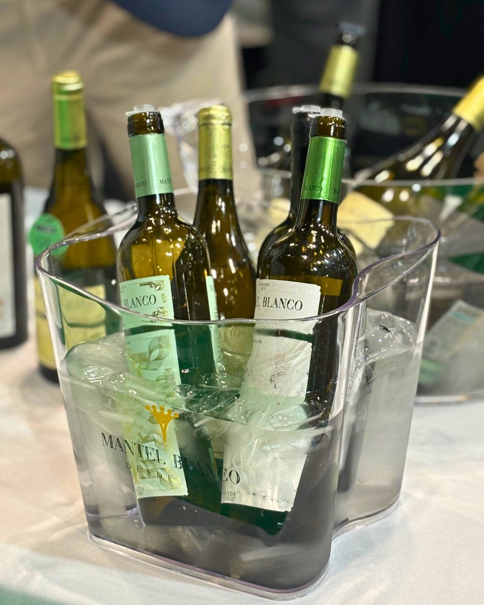 ¿Alguien en la sala al que también le huela a primavera?

Los días son más largos, el ☀️ va ganando terreno a las ☁️☁️ y apetece quedar con l@s amig@s y la familia, una paellita, unos vinos, una parrillada...

❗Que marzo no te pille desprevenido😉
👉alvarezydiez.com