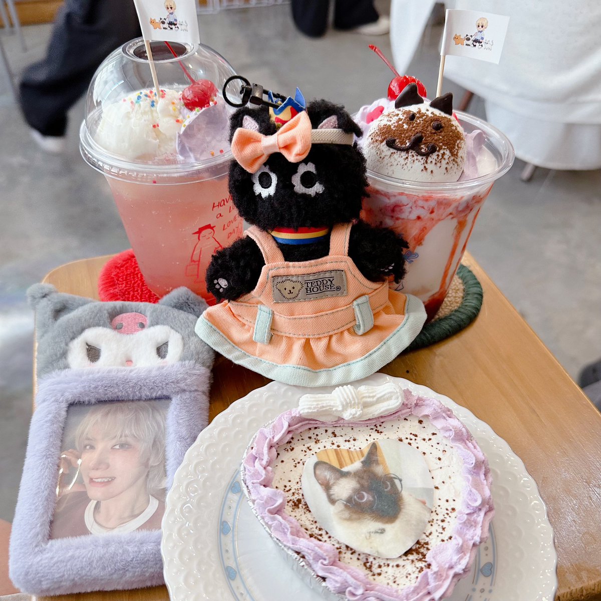 iamfahpck's tweet photo. CHUMCHUM GROCERY 🧁
#TENNIE30BDAY
#TEN_BDAY2026 https://t.co/A0NXzFpyvA