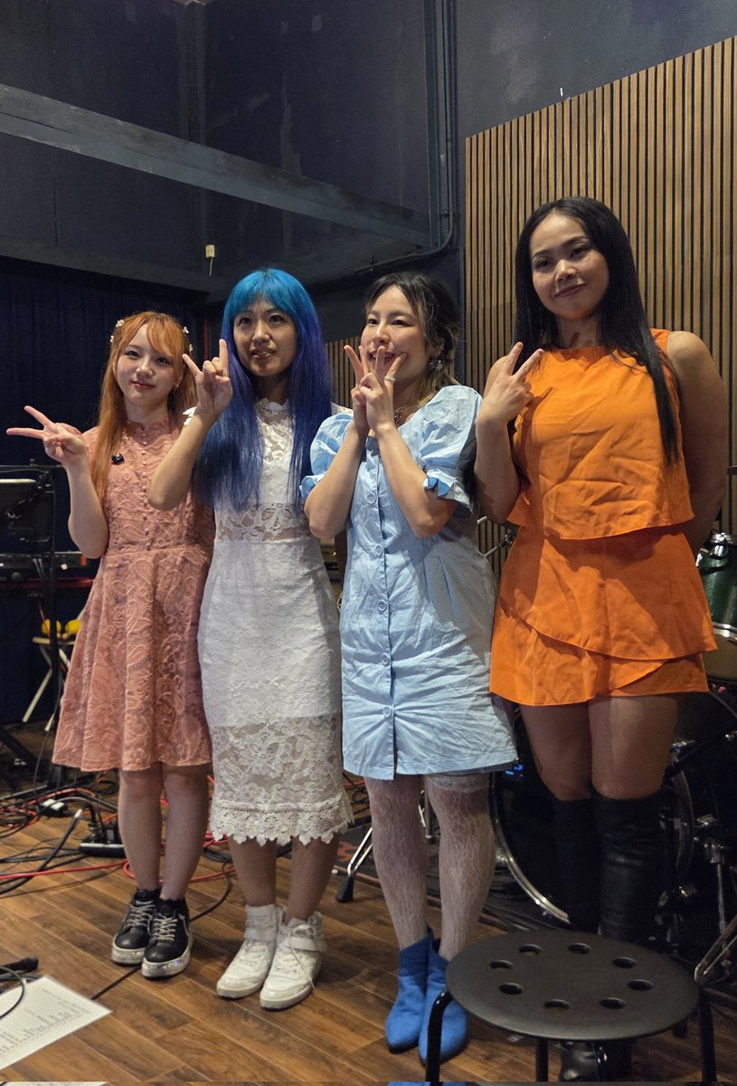 goro_FB_39's tweet photo. 昨日、MusesのLiveを聴いてきた
パワフルな演奏でめっちゃカッコ良かった

スペシャルゲストのMALTAが足元が覚束ないぐらいの年なのにソロになるとバシっとキメるのがカッコい良かった

Tシャツ買って全員のサイン貰ったので、次行く時は着て行きます

#Muses Live
#スペシャルゲスト MALTA(Sax) https://t.co/Nc4zItUQbA