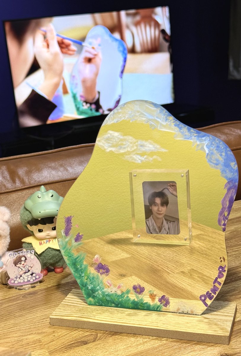 보조개•◡̎• tweet media